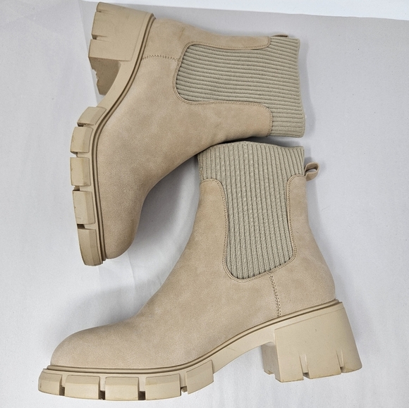 ZBY Ankle Boots Womens Sz 8 Beige Faux Suede Sock Pull On Chunky Sole Winter - Picture 5 of 9